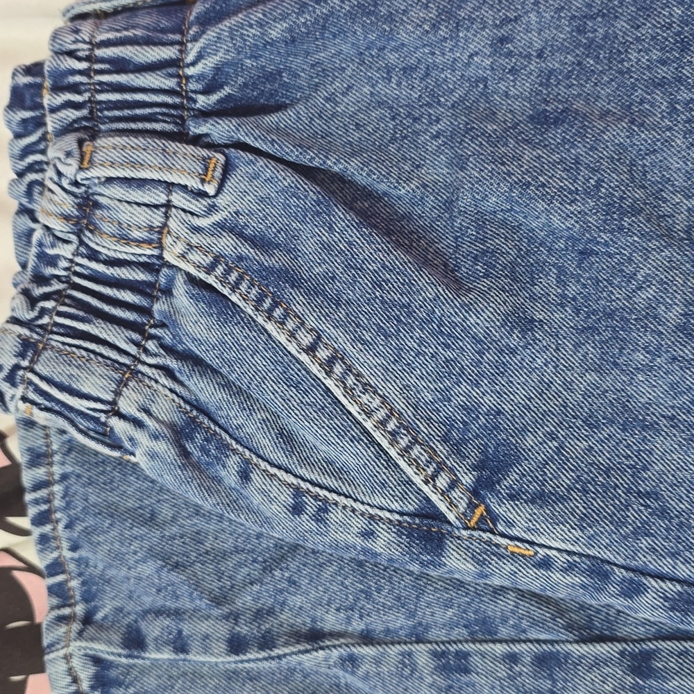 H&M Kids Blue Jeans with Minnie Mouse Design - Picture 6 of 6